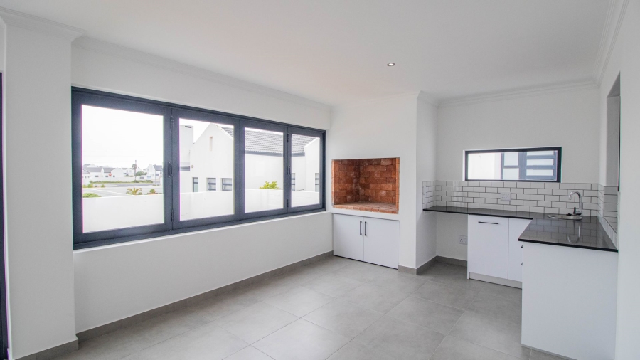 2 Bedroom Property for Sale in Britannia Beach Estate Western Cape